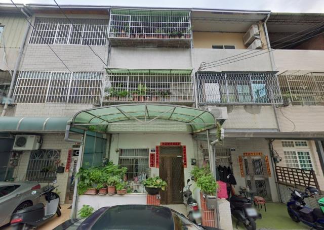 台中龍井法拍透天-1