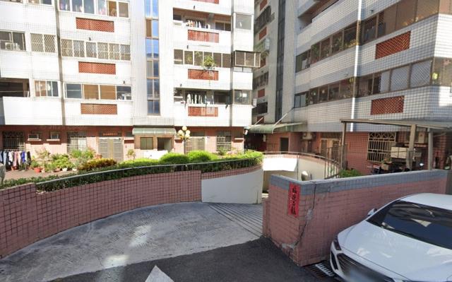 大雅華廈法拍-2